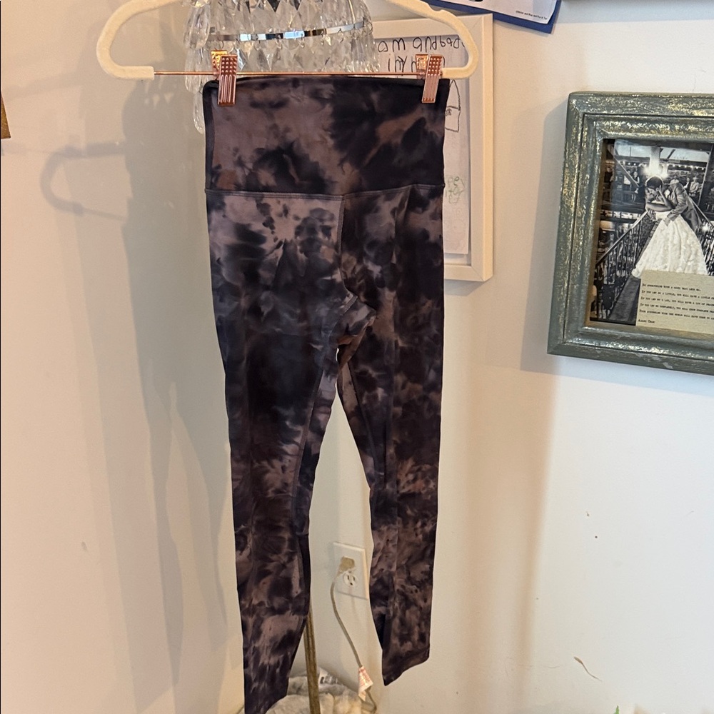 Lululemon align leggings. 25 inch. Size 2